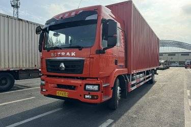 中国重汽 汕德卡SITRAK G5重卡 290马力 4X2 9.52米厢式载货车(国六) 单桥 曼二手载货车 黄牌