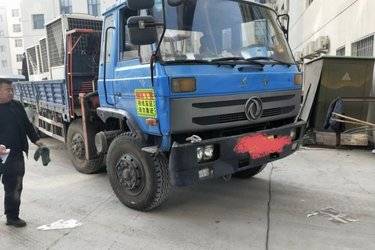 二手随车吊 东风新疆 东风锦程 210 8.5 4X4图片