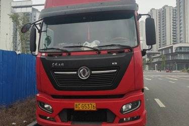 二手东风商用车 天锦KR PLUS 舒适版 290马力 4X2 9.8米厢式载货车(国六)(高顶双卧)(国六) 单桥 东风康明斯二手载货车 黄牌