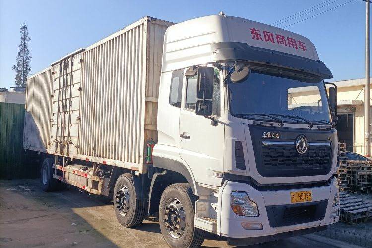 二手东风商用车 270马力 载货车
