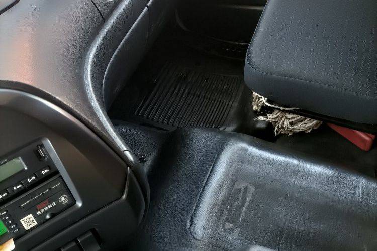 二手东风商用车 270马力 载货车