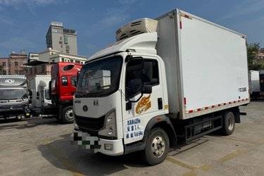 中国重汽 豪曼H3 4.5T 4.15米单排插电式混合动力冷藏车  二手电动卡车电动冷藏车