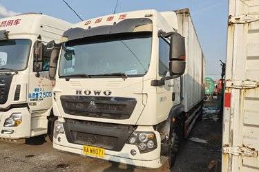 二手中国重汽 HOWO TX 250马力 4X2 9.6米厢式载货车(国六)(10挡)(国六) 单桥 曼二手载货车 黄牌