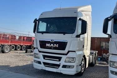 曼(MAN) TGX系列重卡 480马力 6X2 AMT自动挡牵引车(国五) 双导 曼二手牵引车 黄牌