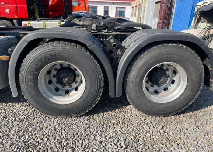 二手东风商用车 600马力 牵引车