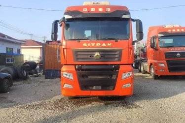 中国重汽 汕德卡SITRAK C7H重卡 540马力 6X4牵引车(国五) 双驱 曼二手牵引车 黄牌