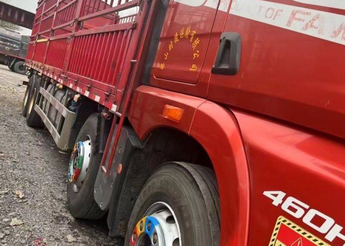 二手青岛解放 460马力 载货车