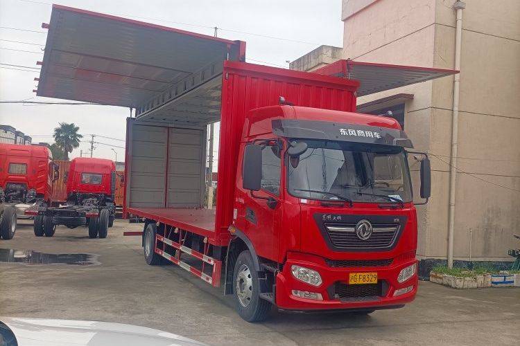 二手东风商用车 240马力 载货车