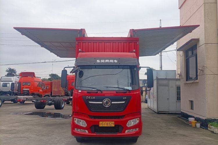 二手东风商用车 240马力 载货车