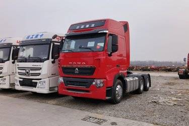 中国重汽 HOWO T7H重卡 480马力 6X4牵引车(国五) 双驱 曼二手牵引车 黄牌