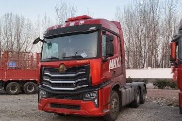 中国重汽 HOWO Max重卡 510马力 6X4牵引车(国六) 双驱 曼二手牵引车 黄牌