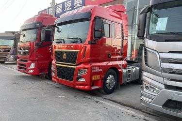 二手中国重汽 汕德卡SITRAK C7H重卡 570马力 6X4 牵引车(国六) 双驱 曼二手牵引车 黄牌图片