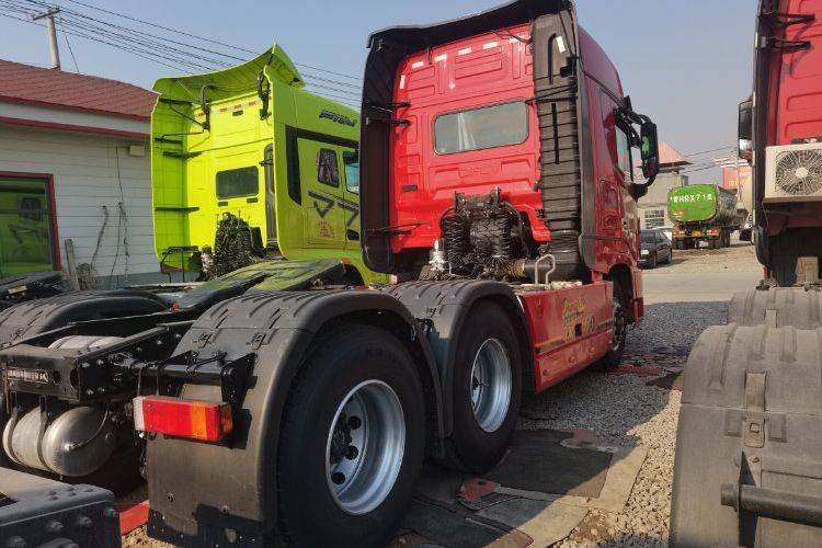 二手东风商用车 600马力 牵引车
