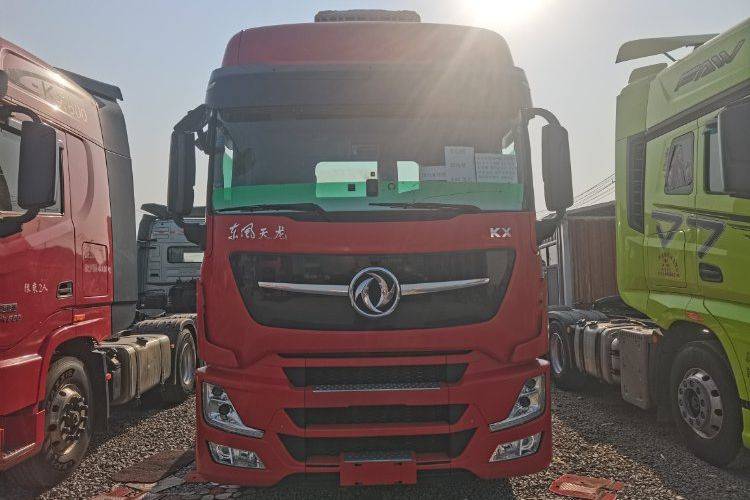 二手东风商用车 600马力 牵引车