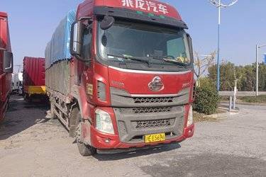 二手东风柳汽 乘龙H5中卡 220马力 4X2 6.8米仓栅式载货车(高顶双卧)(国五) 单桥 玉柴二手载货车 黄牌