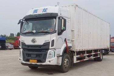 二手东风柳汽 乘龙H5中卡 240马力 4X2 9.6米厢式载货车(国五) 单桥 玉柴二手载货车 黄牌图片