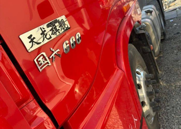 二手东风商用车 600马力 牵引车