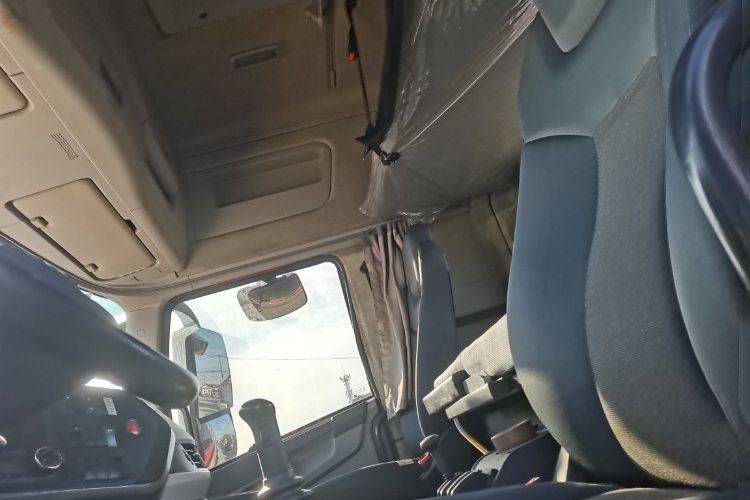 二手东风商用车 600马力 牵引车
