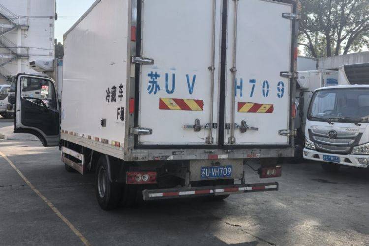 二手福田奥铃 131马力 载货车