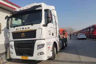 二手中国重汽 汕德卡SITRAK C7H重卡 540马力 6X4自动挡牵引车(AMT手自一体)(国五) 双驱 曼二手牵引车 黄牌图片