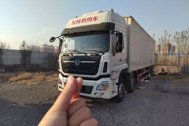 二手东风商用车 天龙VL重卡 292马力 6X2 9.6米厢式载货车(国五) 前四后四 雷诺二手载货车 黄牌