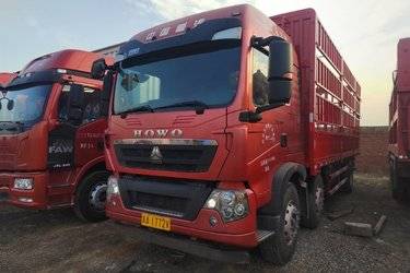 二手中国重汽 HOWO TX5重卡 2020豪华版 280马力 6X2 7.8米仓栅式载货车(国五) 前四后四 曼二手载货车 黄牌