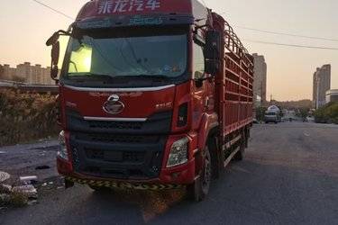 二手东风柳汽 乘龙H5中卡 240马力 4X2 6.8米仓栅式载货车(国五) 单桥 玉柴二手载货车 黄牌