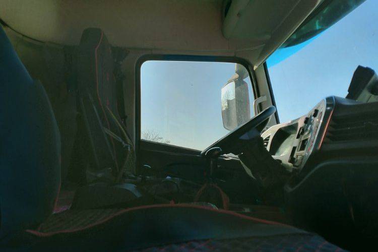 二手陕汽商用车 160马力 载货车