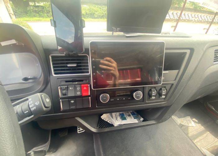 二手一汽解放 280马力 载货车