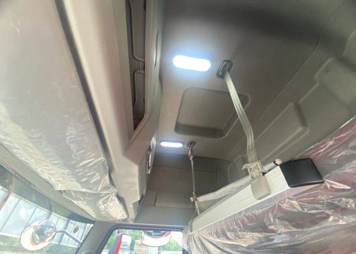 二手一汽解放 280马力 载货车