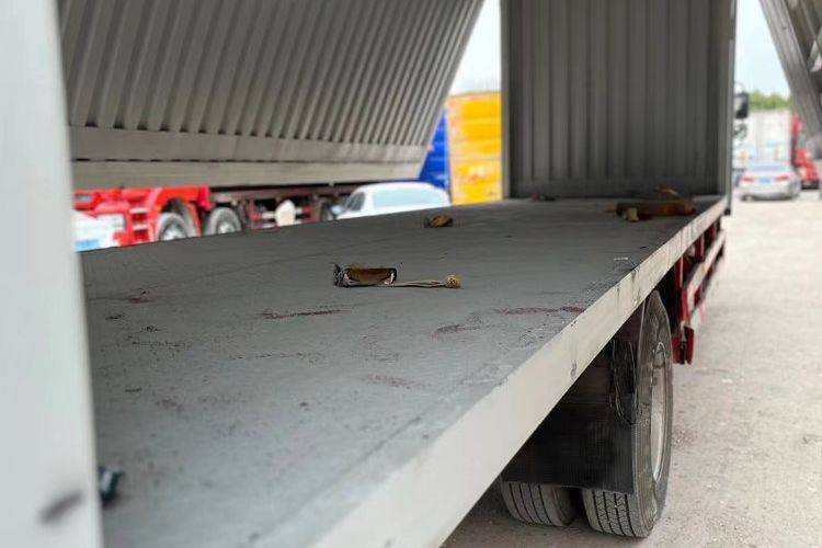二手福田欧航 210马力 载货车
