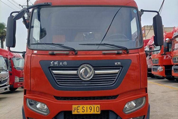 二手东风商用车 180马力 载货车