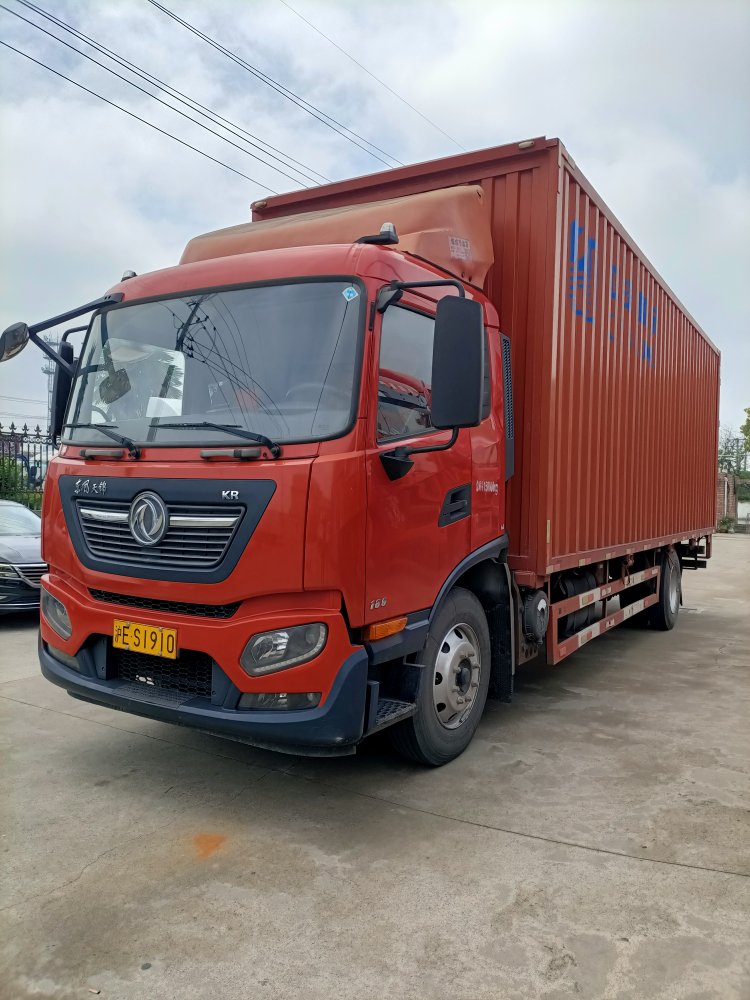 二手东风商用车 180马力 载货车