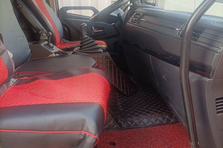 二手东风商用车 180马力 载货车