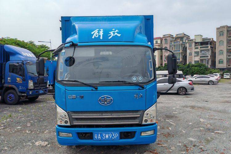 二手一汽解放轻卡 150马力 载货车