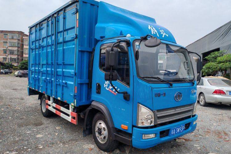 二手一汽解放轻卡 150马力 载货车