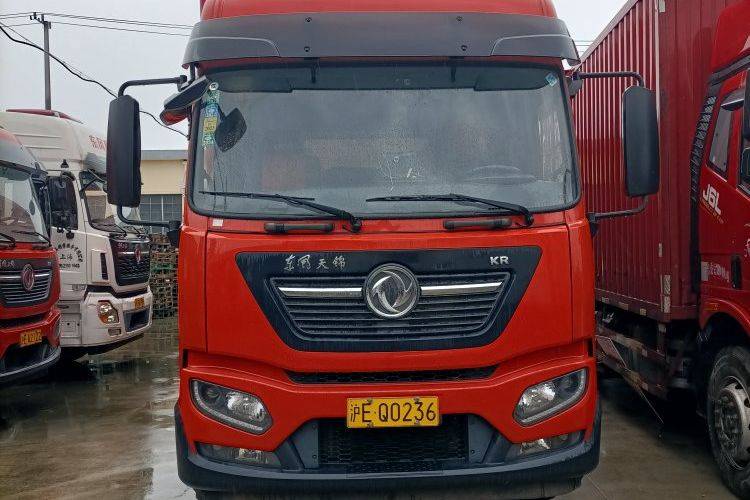二手东风商用车 245马力 载货车
