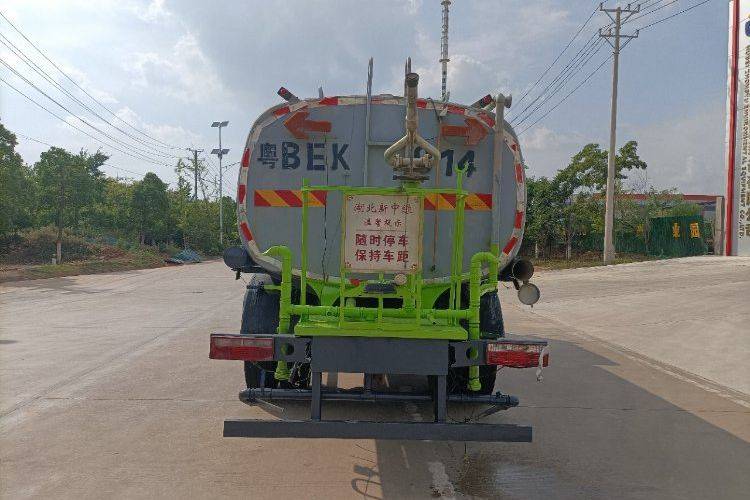 二手东风多利卡 210马力 专用车