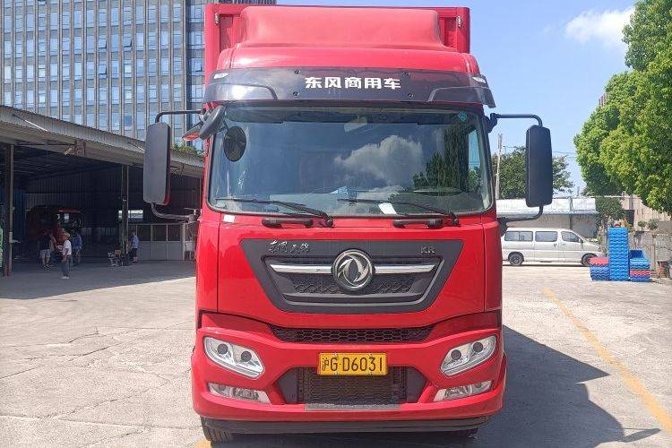 二手东风商用车 245马力 载货车