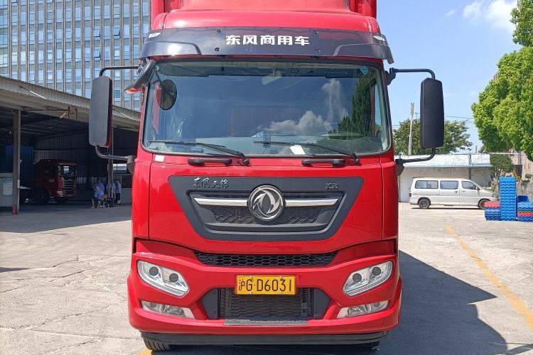 二手东风商用车 245马力 载货车