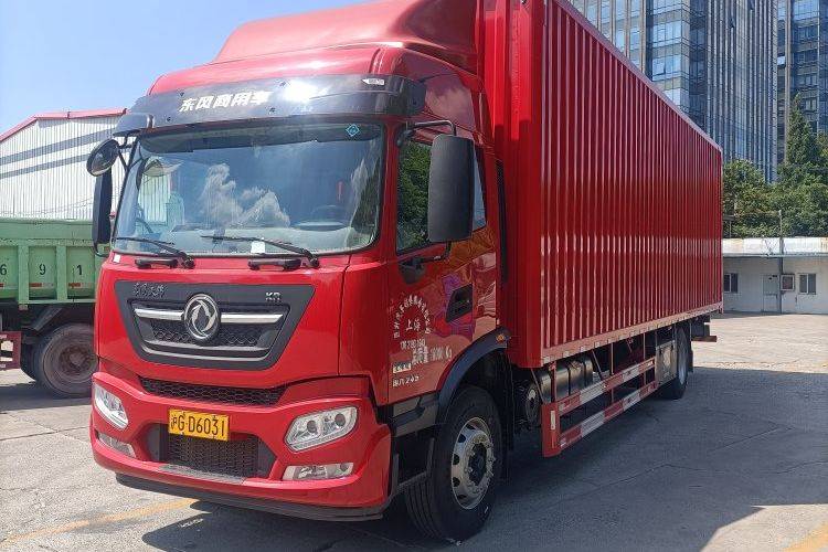 二手东风商用车 245马力 载货车
