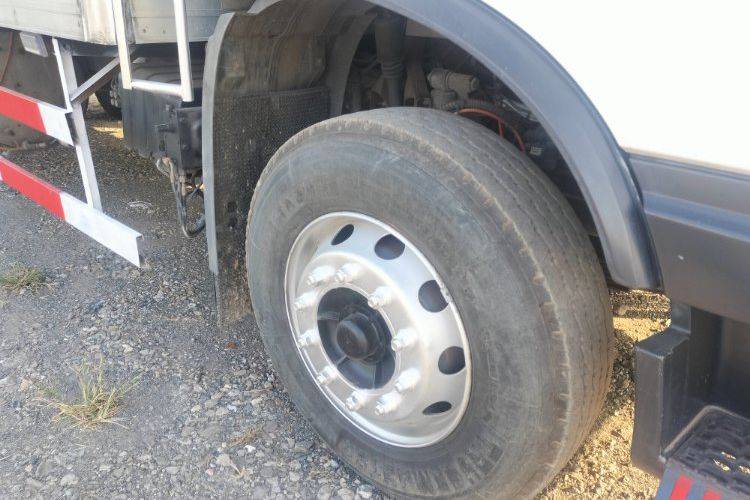 二手东风商用车 245马力 专用车