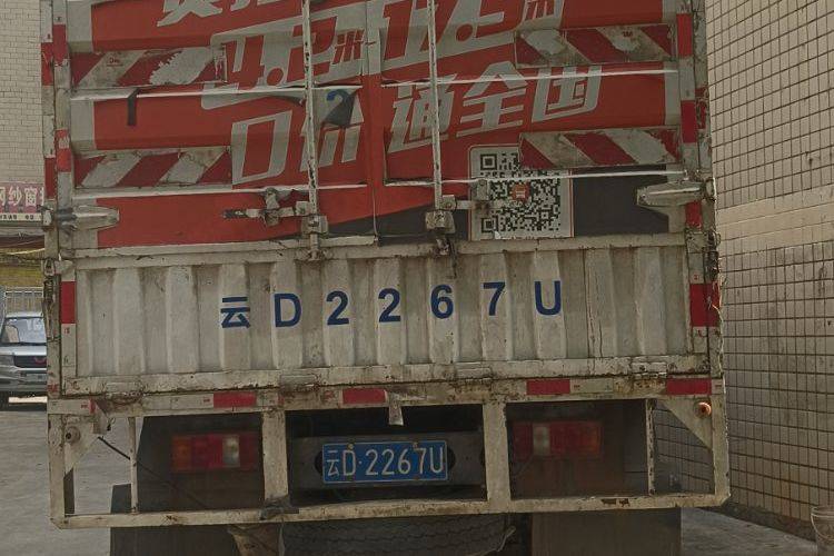 二手重汽豪沃(HOWO) 210马力 载货车