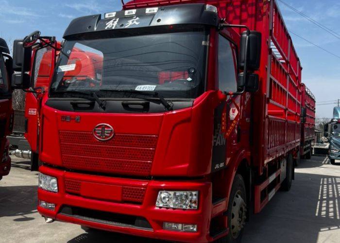 二手一汽解放 220马力 载货车