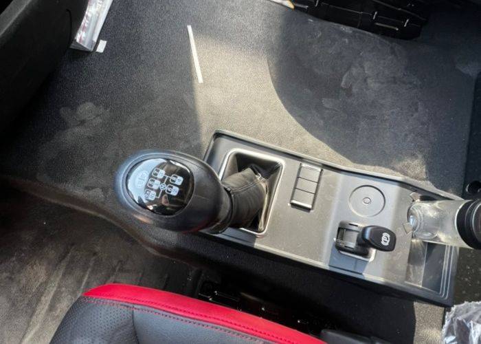 二手一汽解放 260马力 载货车