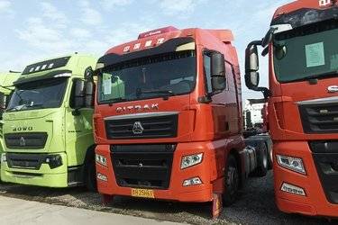二手中国重汽 汕德卡SITRAK G7重卡 480马力 6X4牵引车(国五) 双驱 曼二手牵引车 黄牌图片