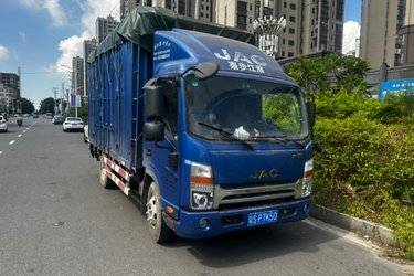 二手江淮 帅铃Q6 152马力 4.12米单排厢式轻卡(国五) 单桥 安徽康明斯二手载货车 蓝牌图片