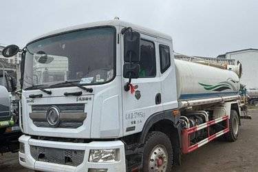 二手洒水车/喷洒车 东风多利卡 多利卡D9 180 8.5 6X2R图片