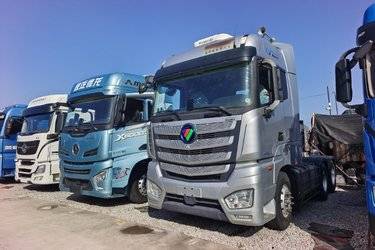 二手福田 欧曼EST 6系重卡 560马力 6X4牵引车(国五) 双驱 福田康明斯二手牵引车 黄牌图片