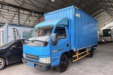 二手江铃 新顺达 116马力 4.21米单排厢式轻卡(加大货柜)(国五) 单桥 江铃二手载货车 蓝牌图片